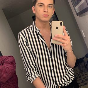 Meet your Posher, Christopher